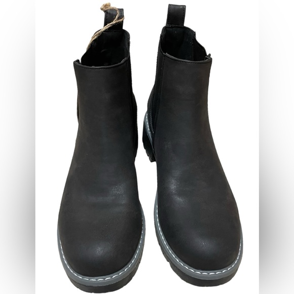 SEVEN7 FOOTWEAR Billie Chelsea Boot - Picture 3 of 10
